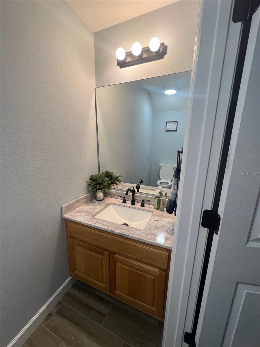 Image 10 of 36 For 705 Townhomes Boulevard