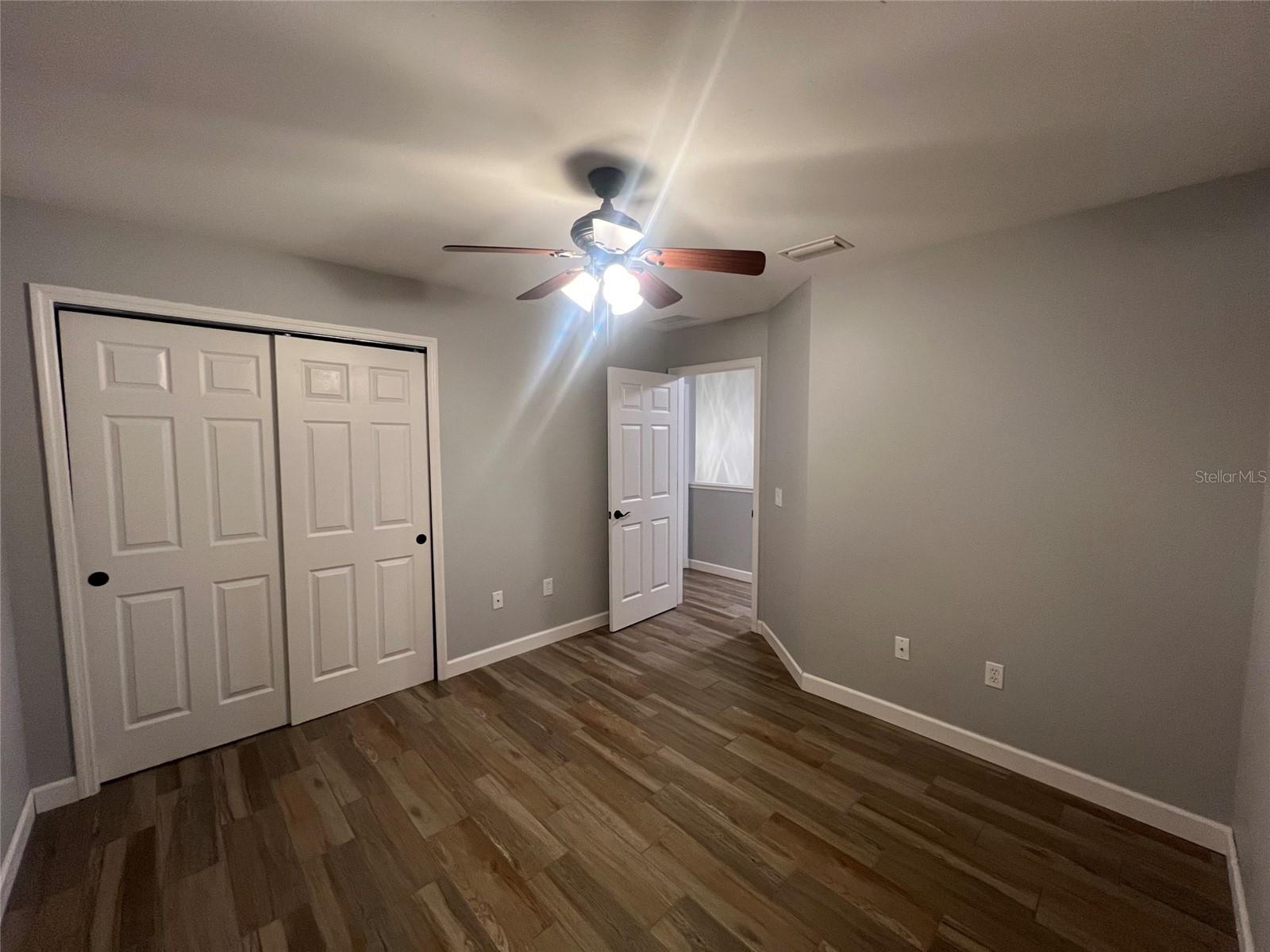 Image 28 of 36 For 705 Townhomes Boulevard