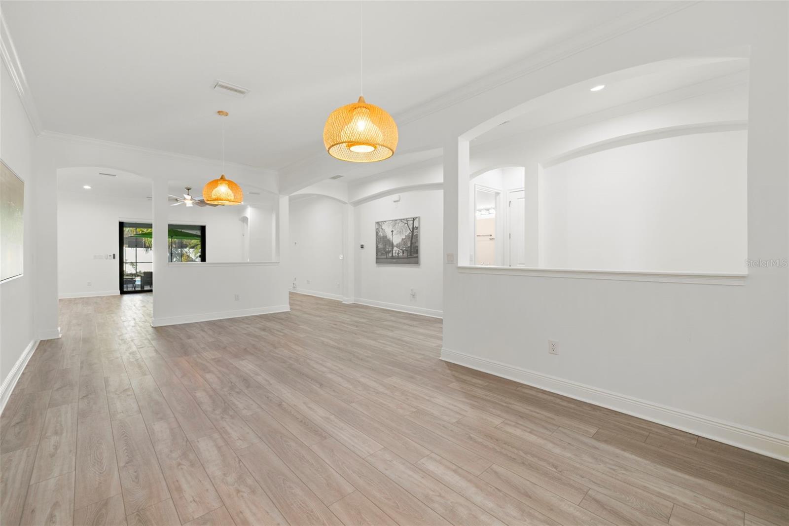 Image 11 of 62 For 3505 Gaviota Drive