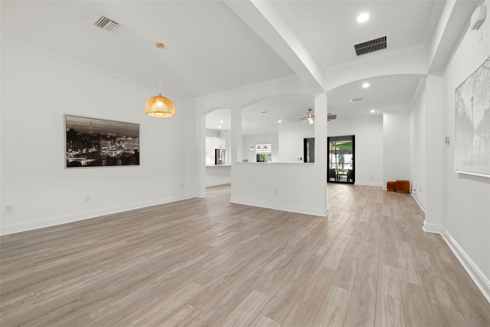 Image 15 of 62 For 3505 Gaviota Drive