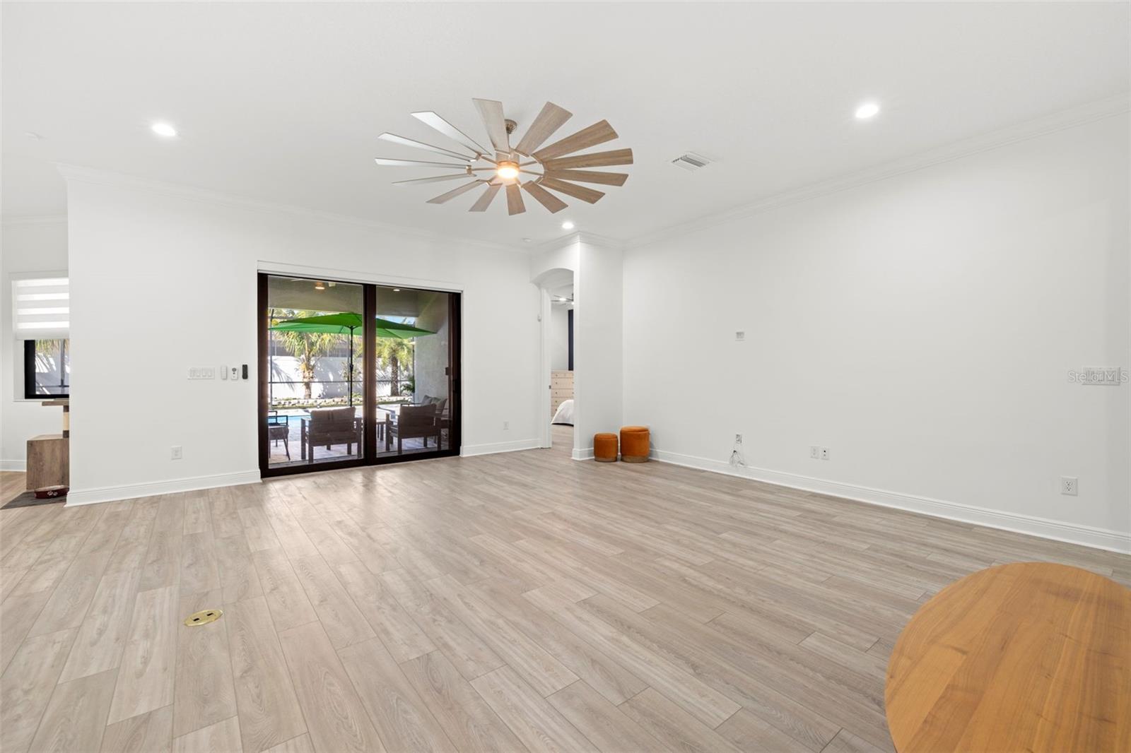 Image 17 of 62 For 3505 Gaviota Drive