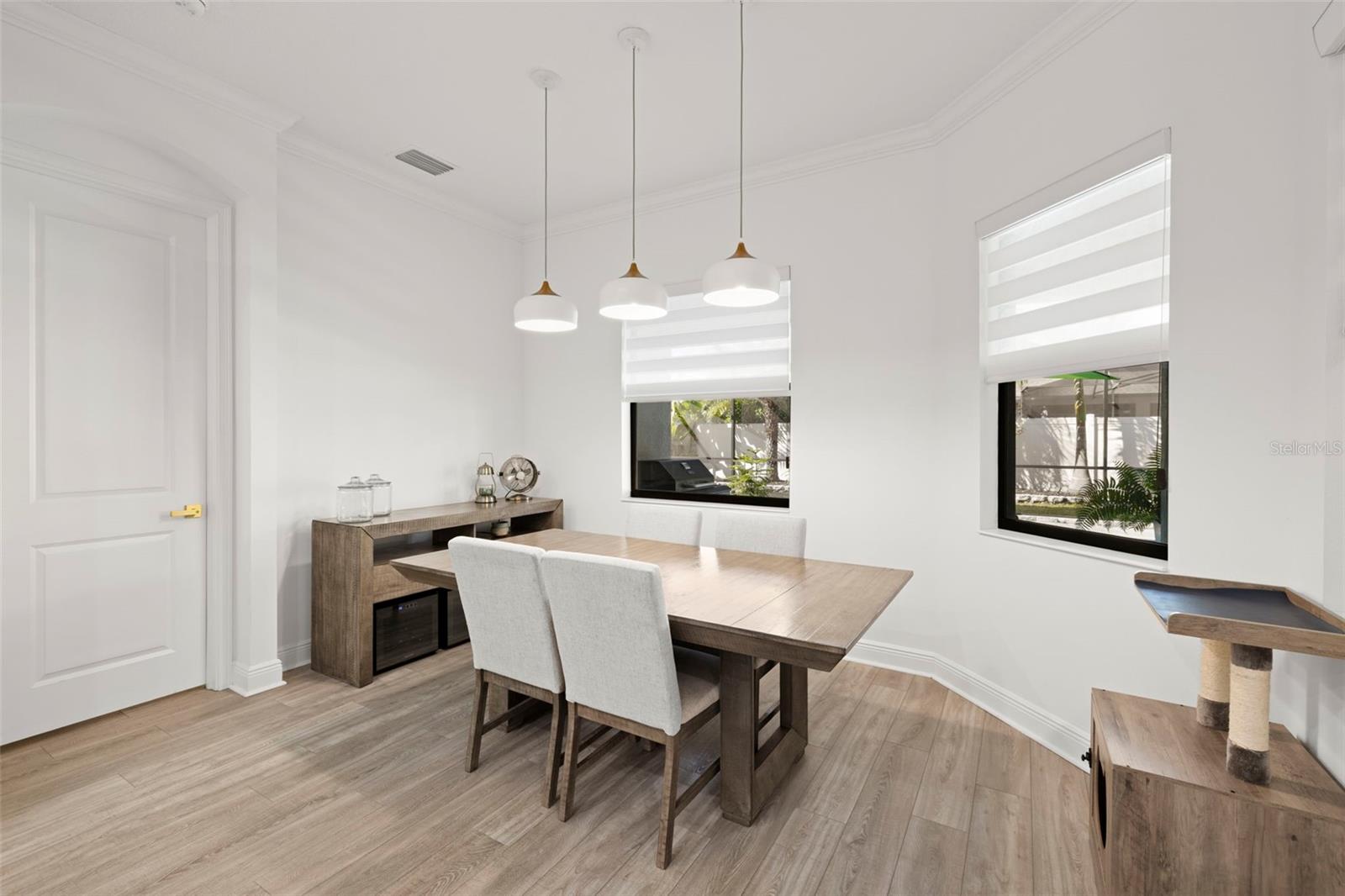 Image 21 of 62 For 3505 Gaviota Drive