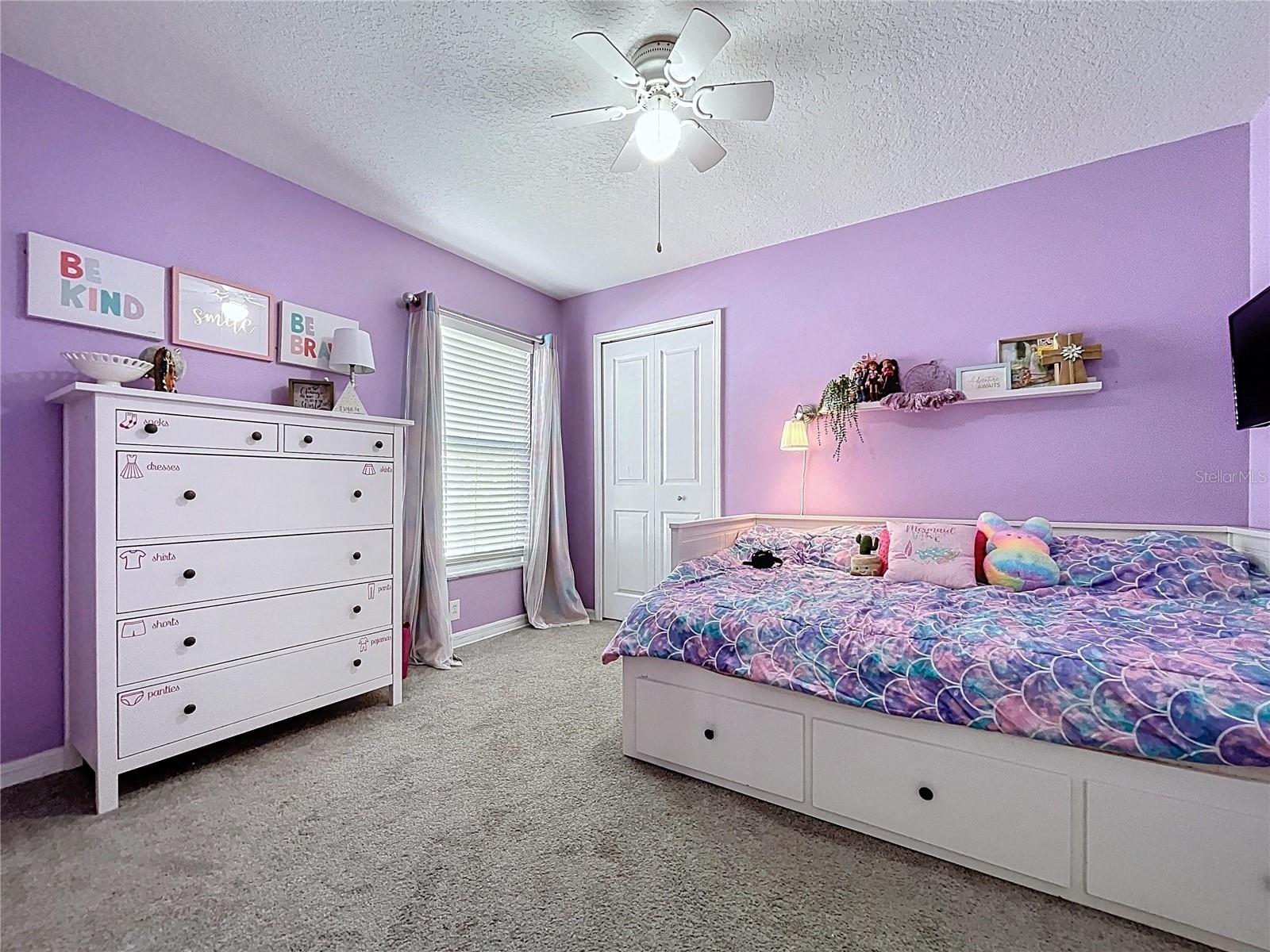 Listing photo id 29 for 1908 Bell Ranch Street