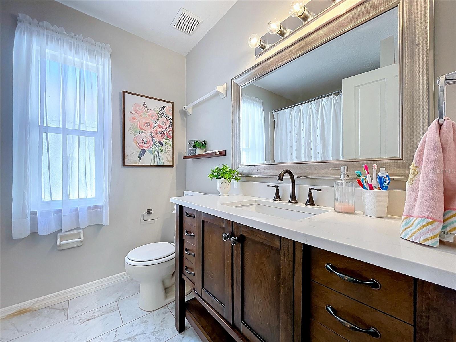 Listing photo id 33 for 1908 Bell Ranch Street