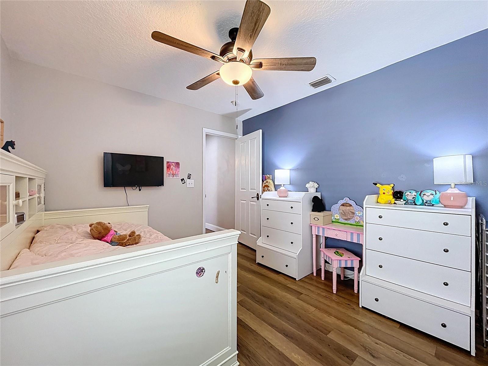Listing photo id 36 for 1908 Bell Ranch Street