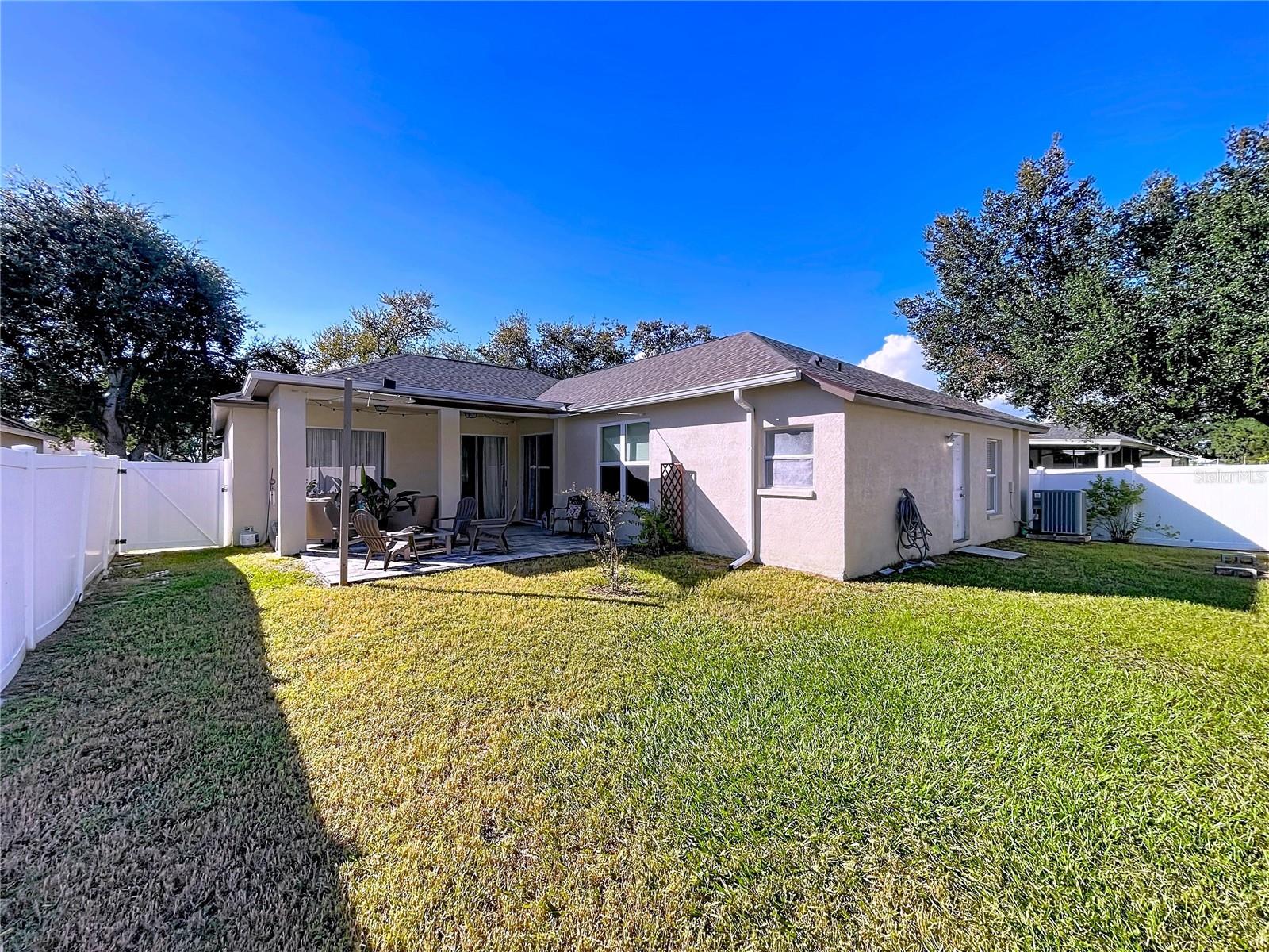 Listing photo id 47 for 1908 Bell Ranch Street