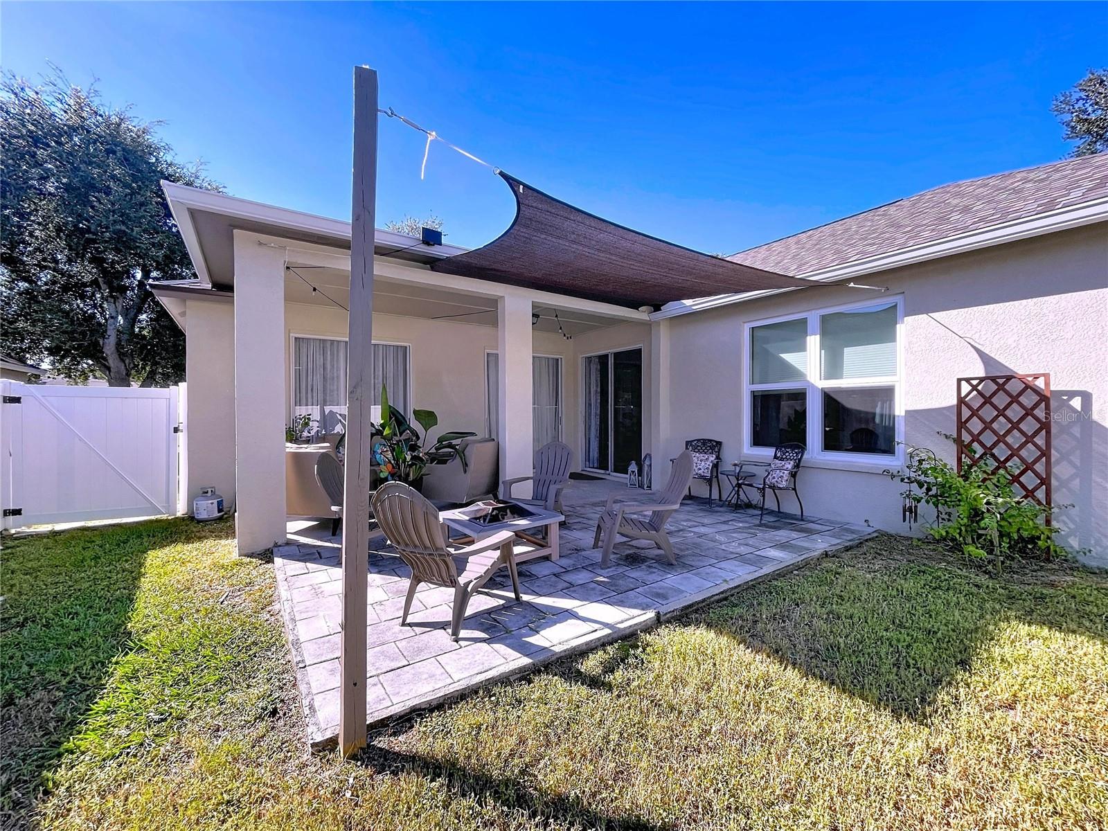 Listing photo id 48 for 1908 Bell Ranch Street