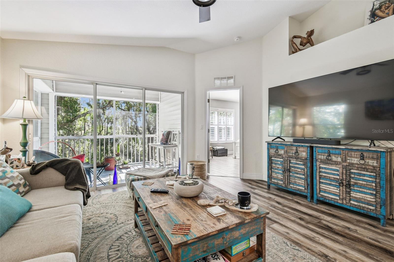 Image 16 of 85 For 1627 Hammocks Avenue