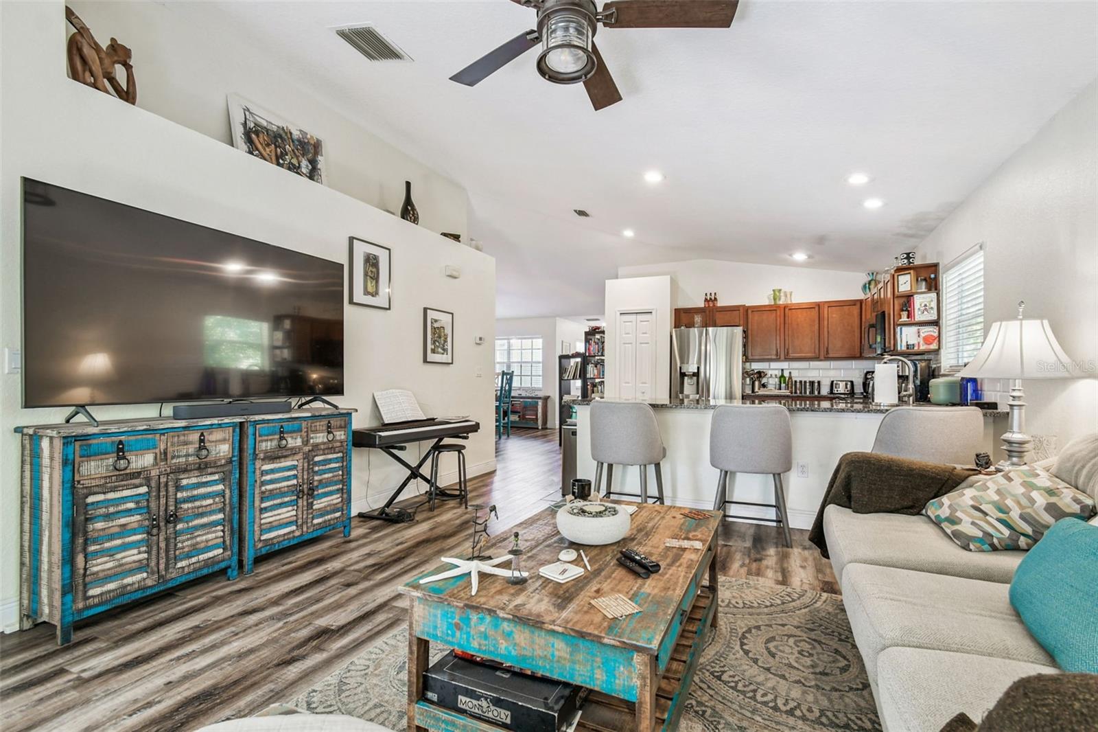 Image 17 of 85 For 1627 Hammocks Avenue