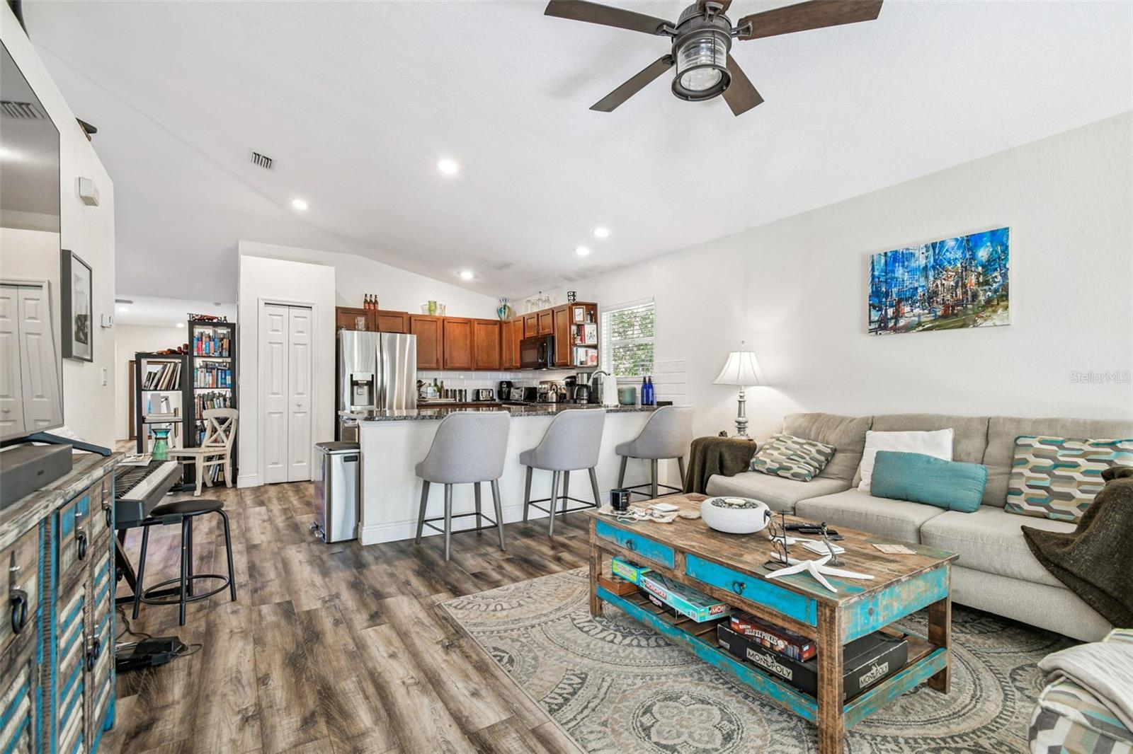 Image 18 of 85 For 1627 Hammocks Avenue