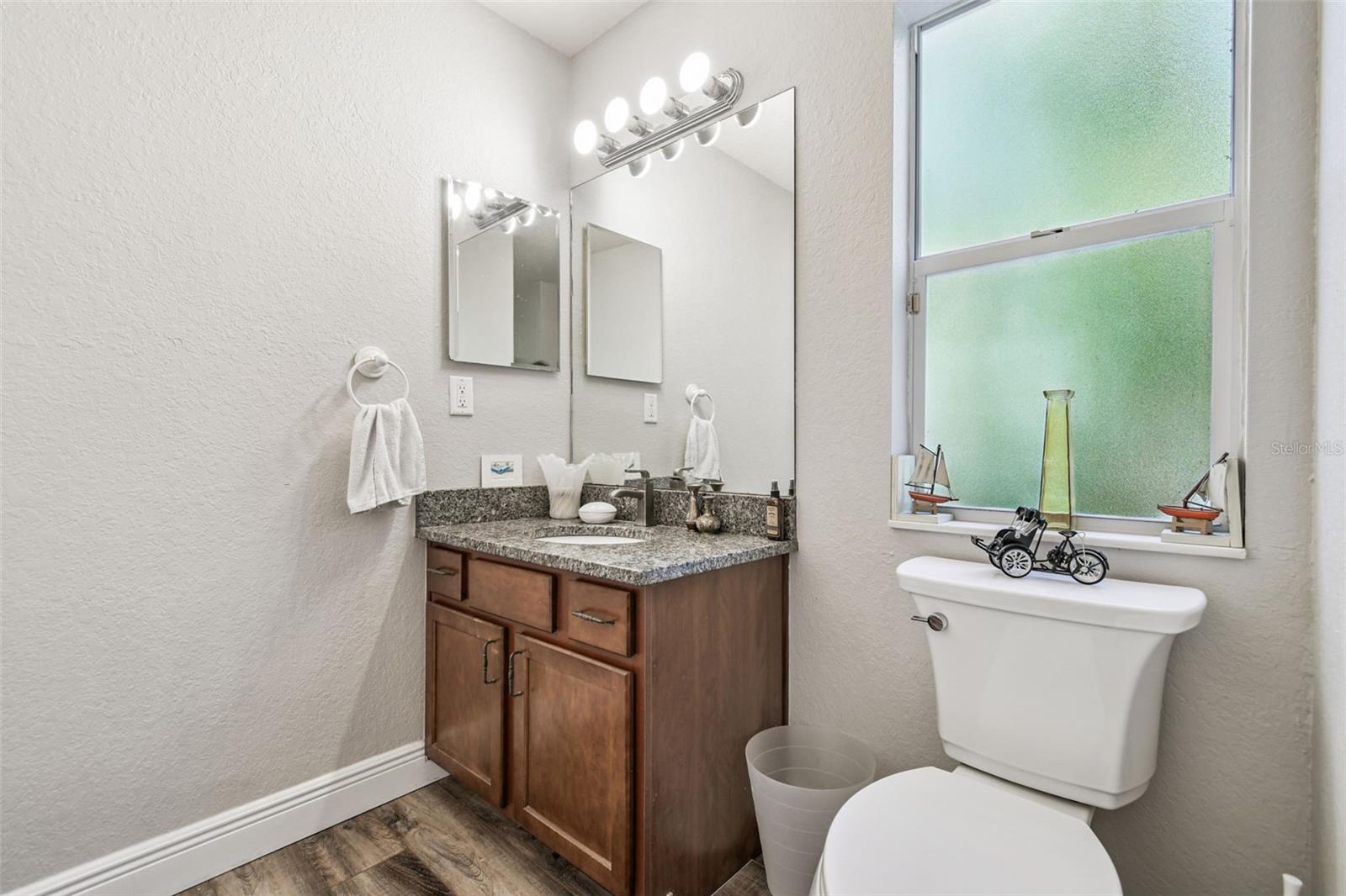 Image 21 of 85 For 1627 Hammocks Avenue