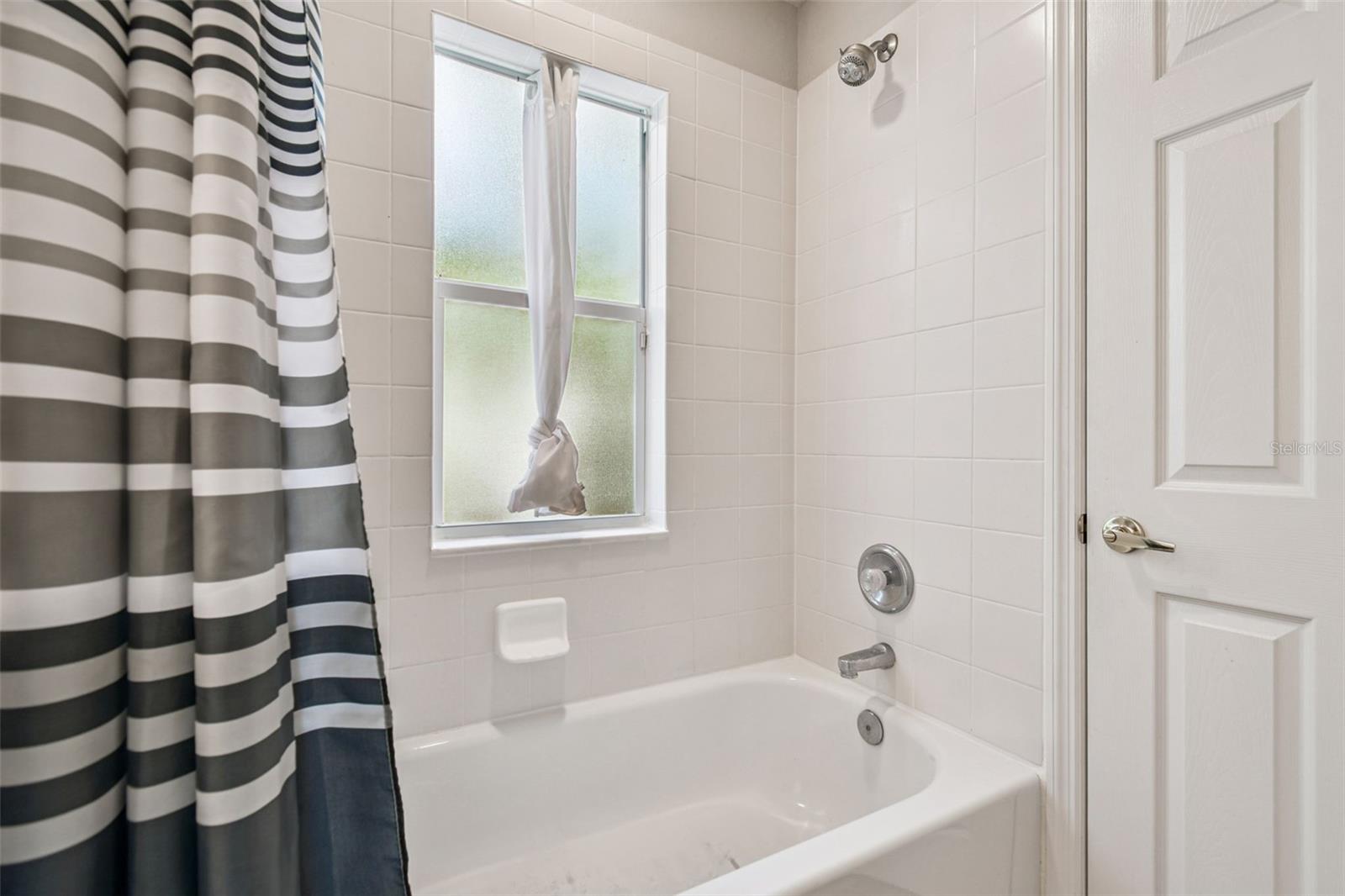 Image 22 of 85 For 1627 Hammocks Avenue