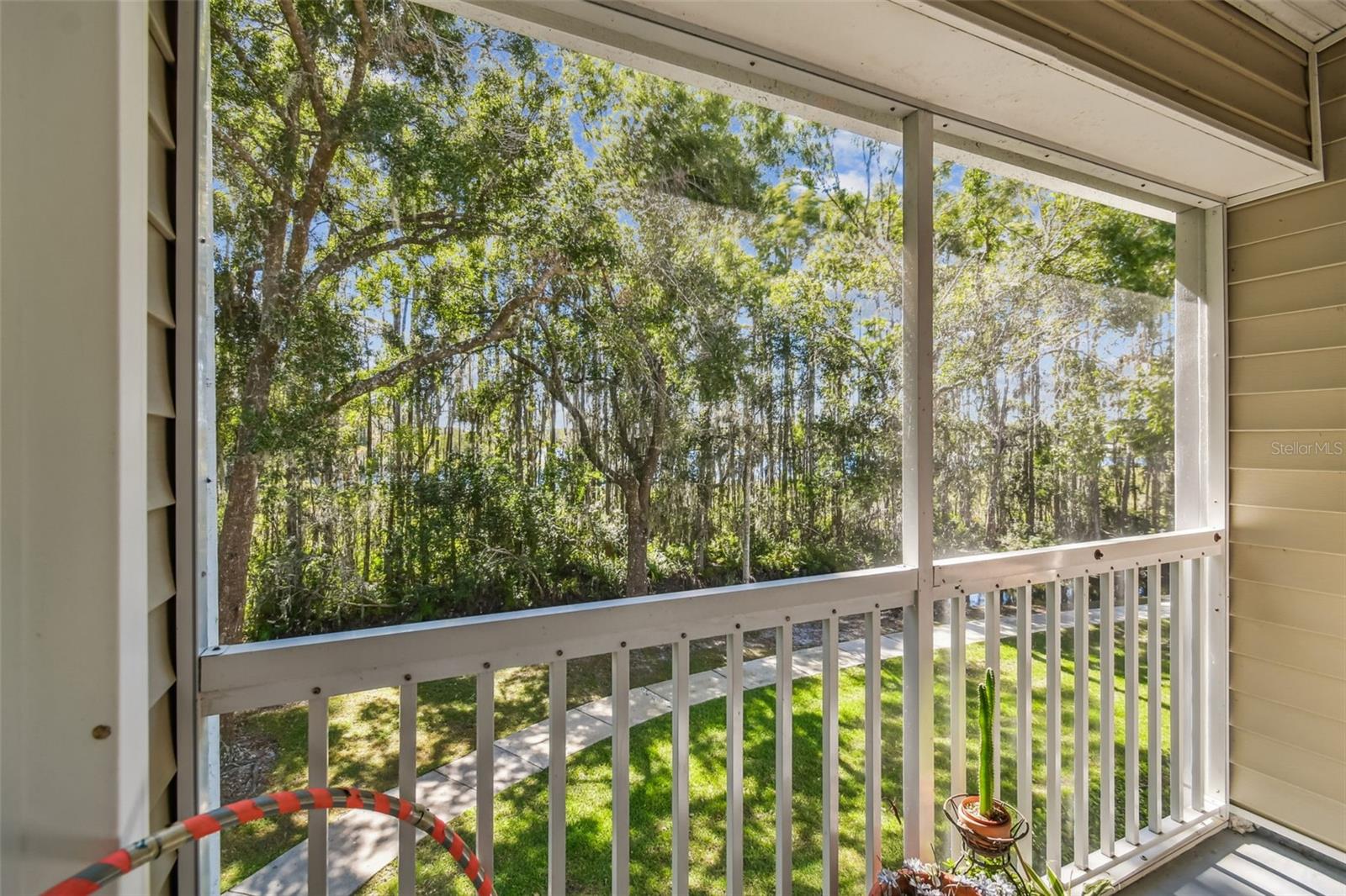 Image 35 of 85 For 1627 Hammocks Avenue