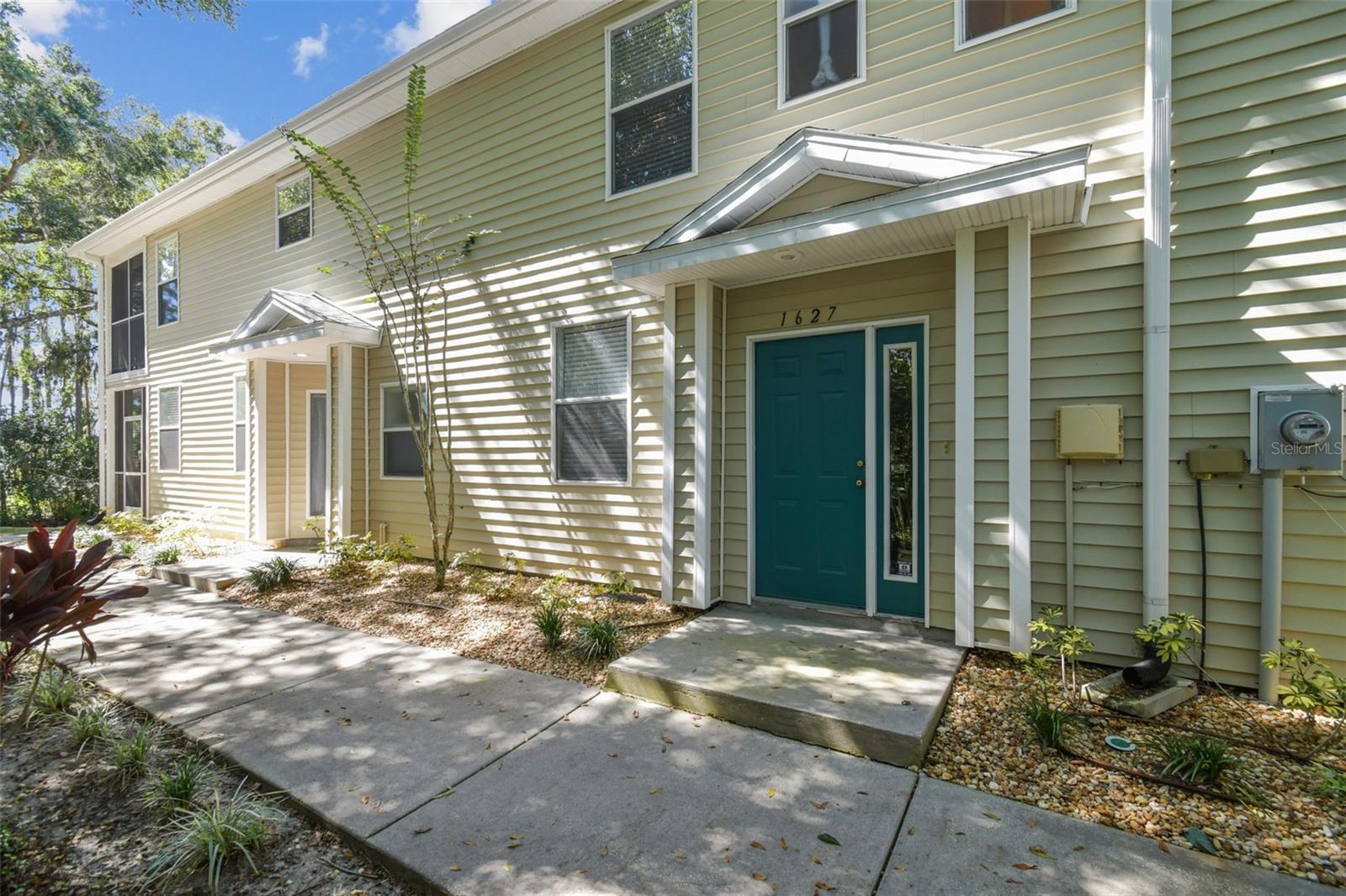 Image 5 of 85 For 1627 Hammocks Avenue