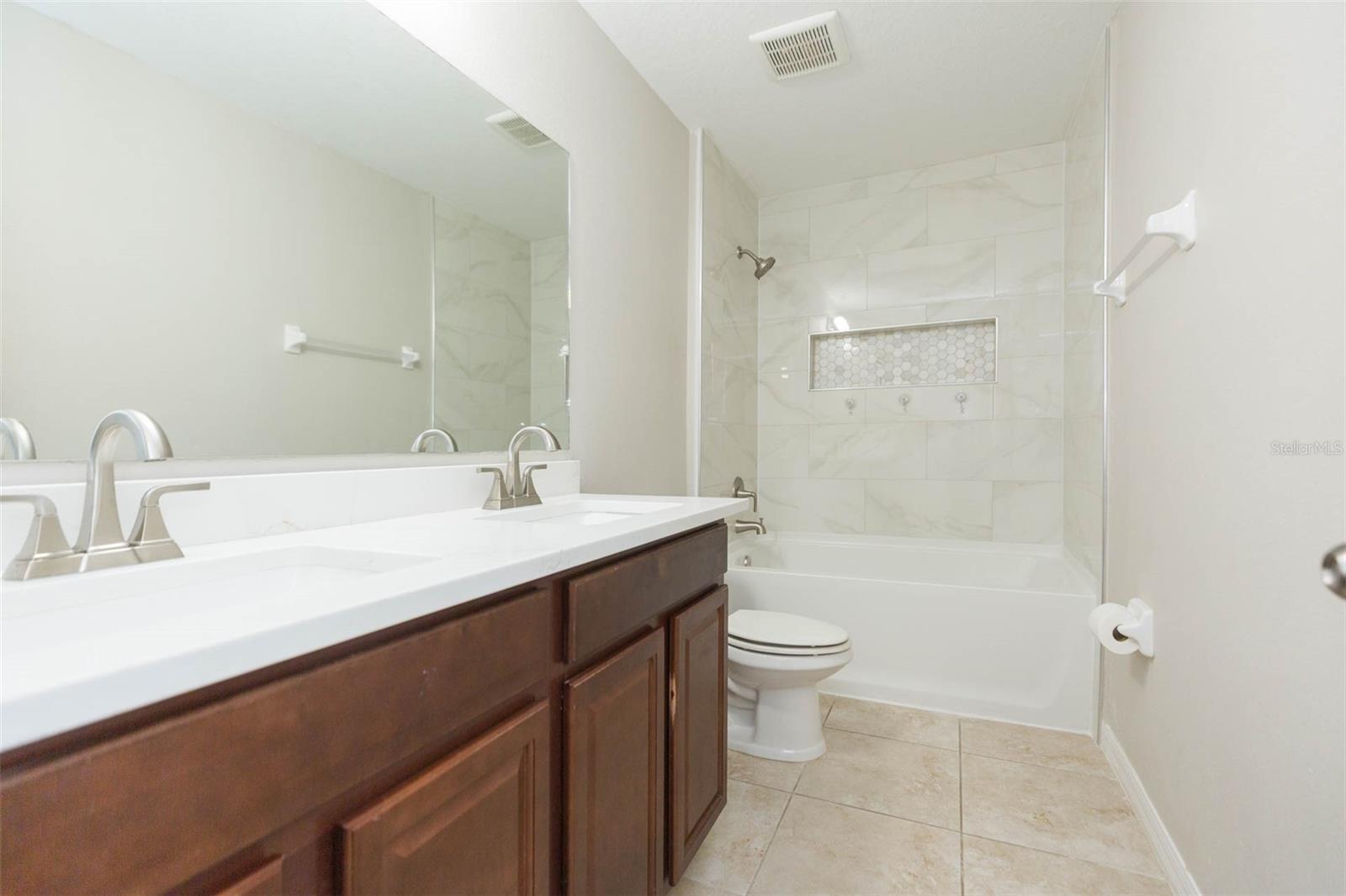 Image 27 of 44 For 1601 Climbing Dayflower Drive