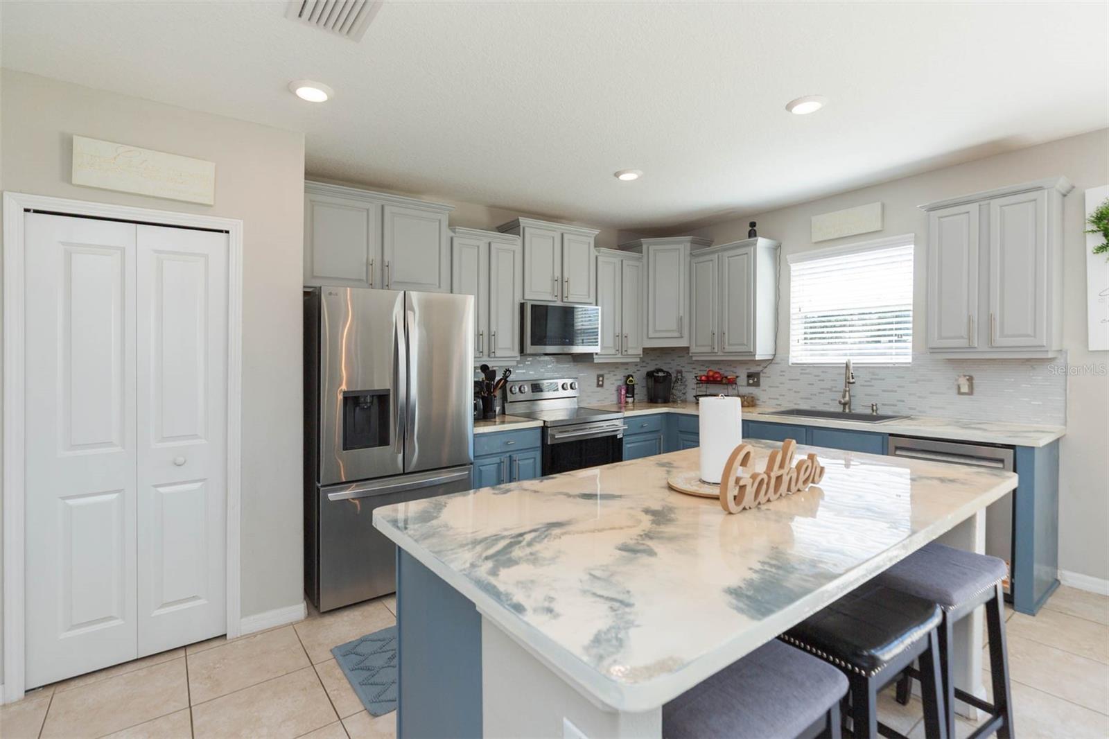 Image 9 of 44 For 1601 Climbing Dayflower Drive