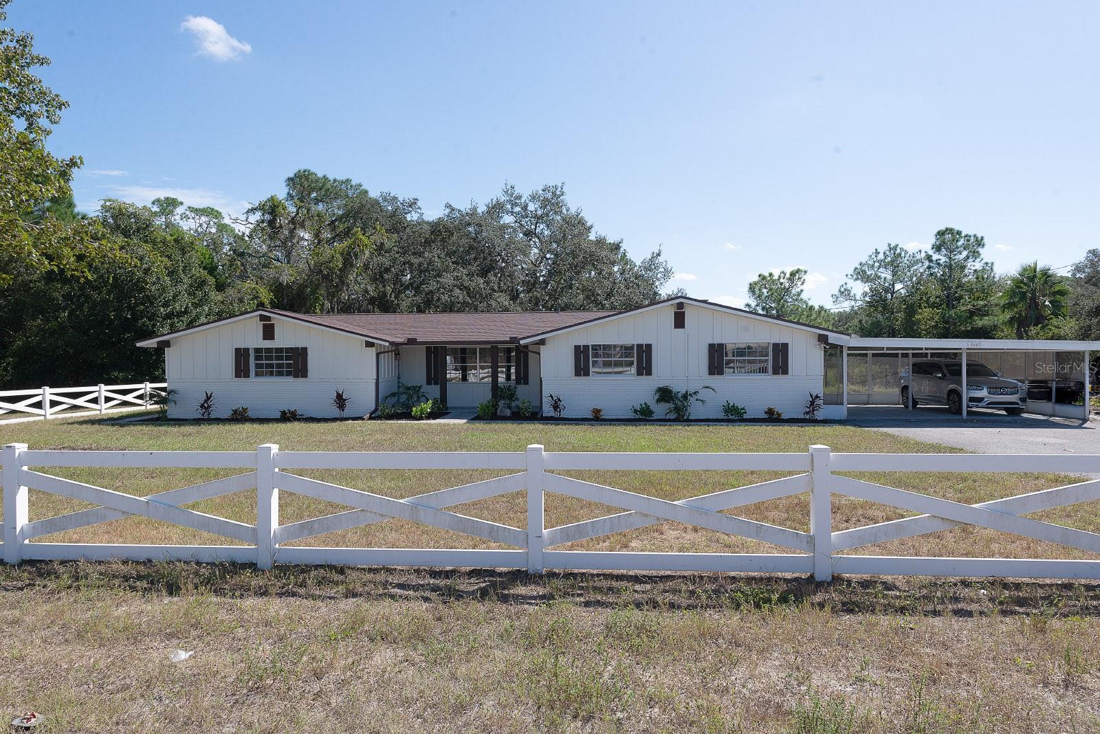 Listing photo id 43 for 9640 Hilltop Drive