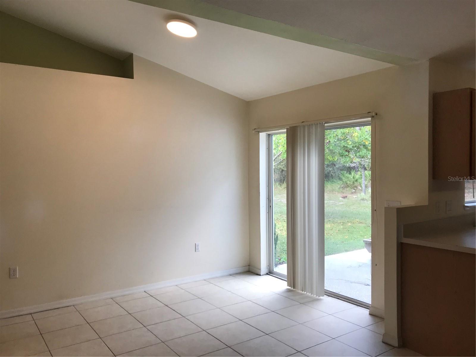 Image 6 of 22 For 71 Corkwood Boulevard