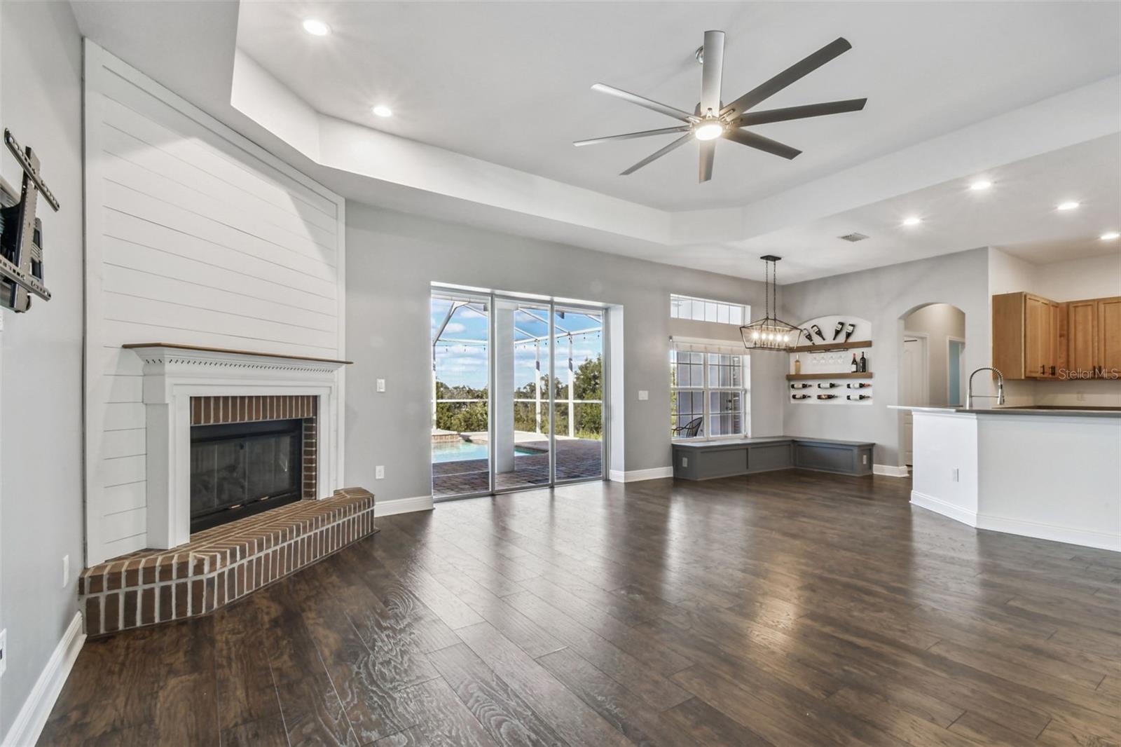 Image 28 of 56 For 36747 Open Country Lane