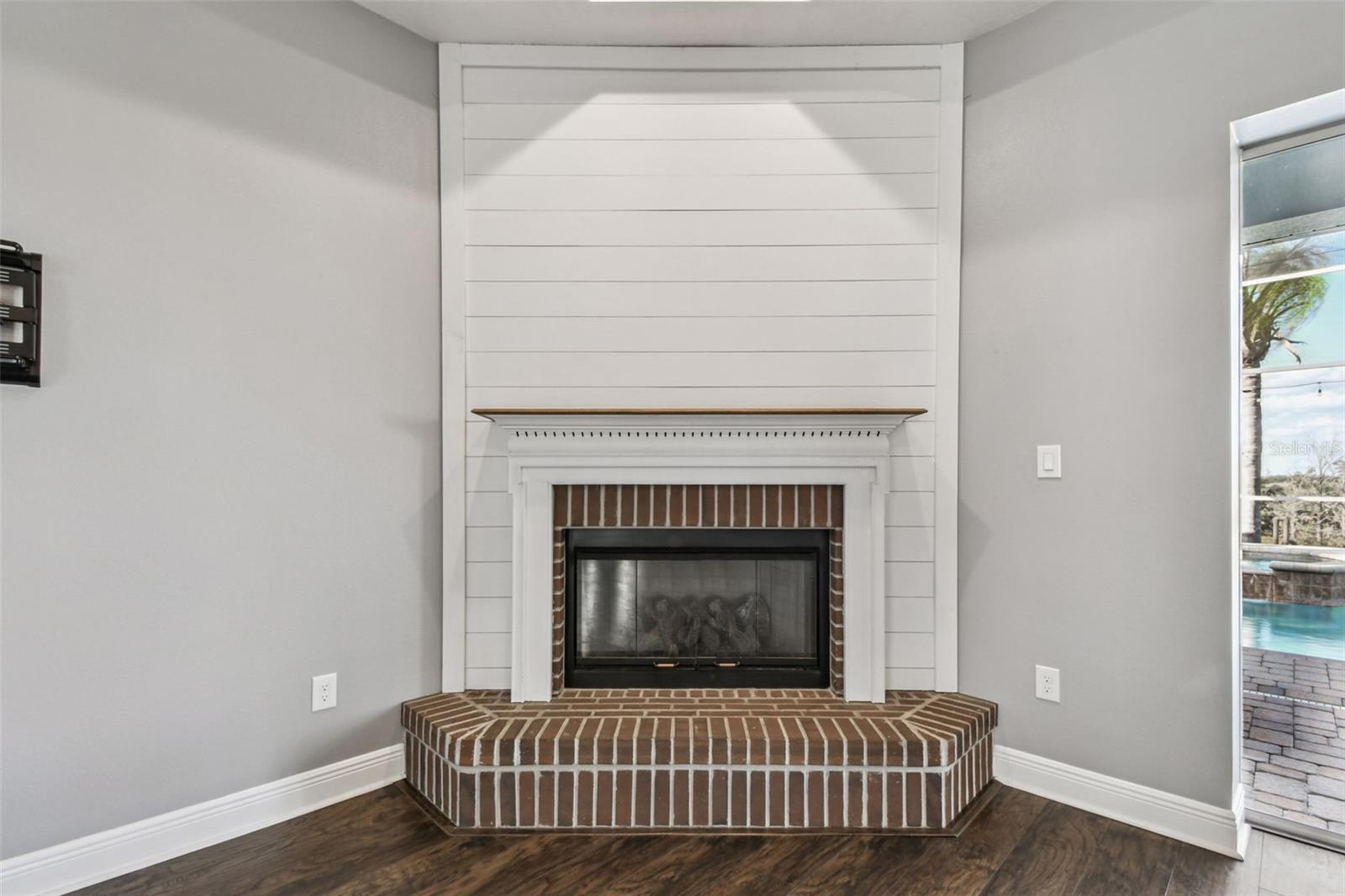 Image 33 of 56 For 36747 Open Country Lane