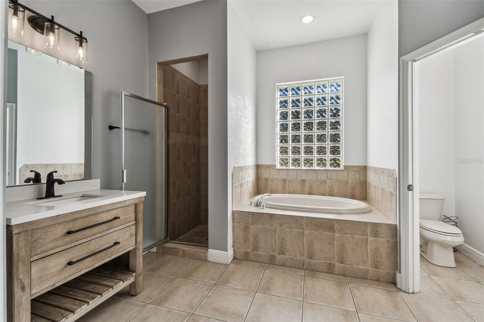 Image 39 of 56 For 36747 Open Country Lane