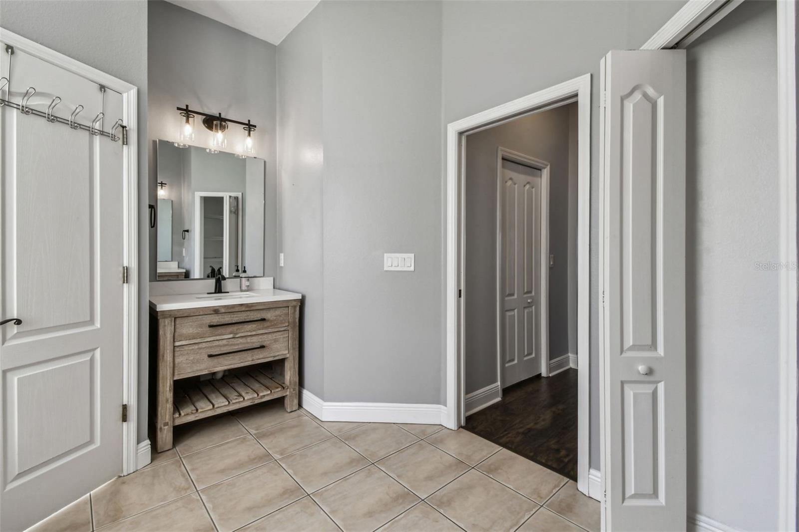 Image 41 of 56 For 36747 Open Country Lane