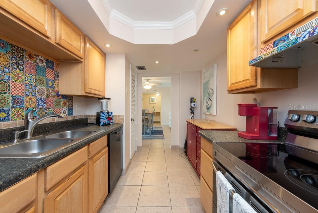 Image 17 of 73 For 400 64th Avenue 704
