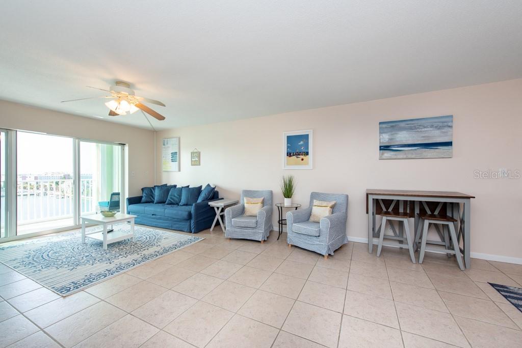 Image 19 of 73 For 400 64th Avenue 704