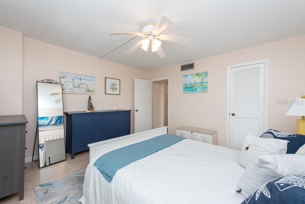 Image 27 of 73 For 400 64th Avenue 704