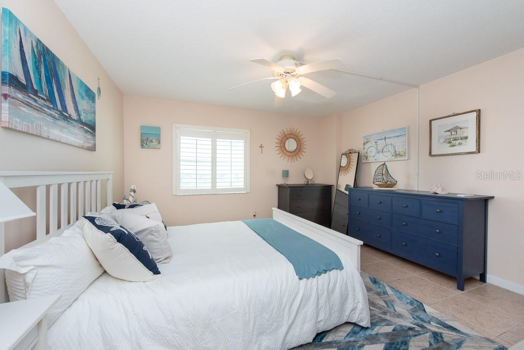 Image 28 of 73 For 400 64th Avenue 704