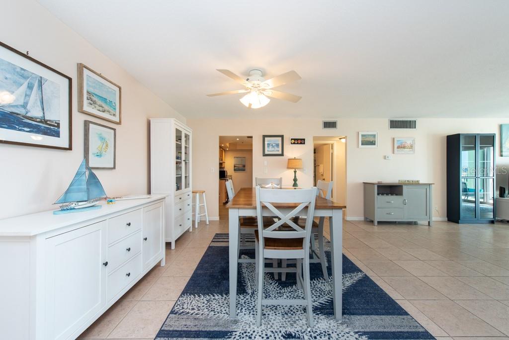 Image 7 of 73 For 400 64th Avenue 704