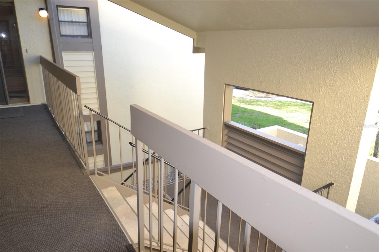 Image 47 of 53 For 226 Woodlake Wynde