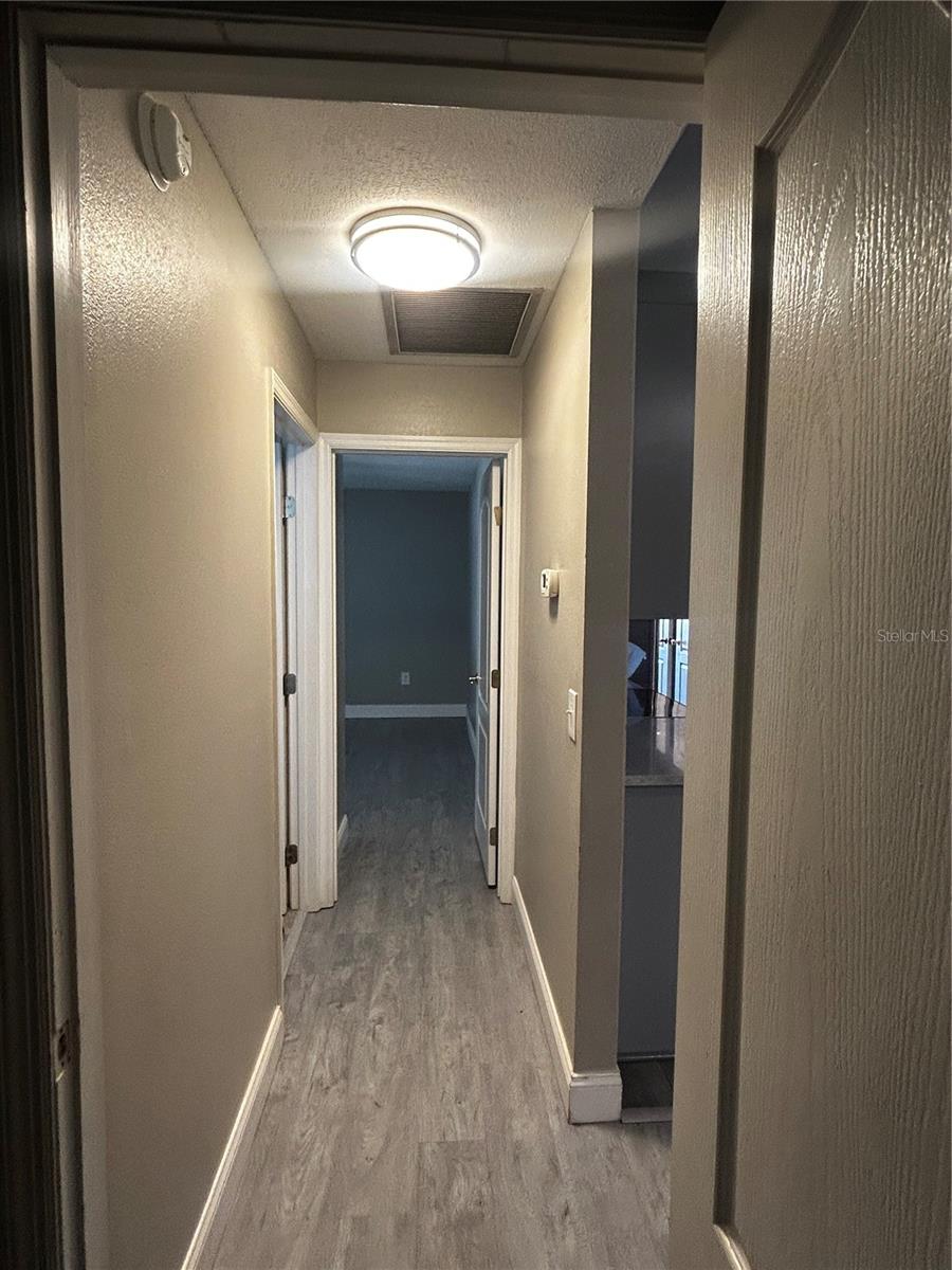 Image 15 of 30 For 3701 Parkway Blvd