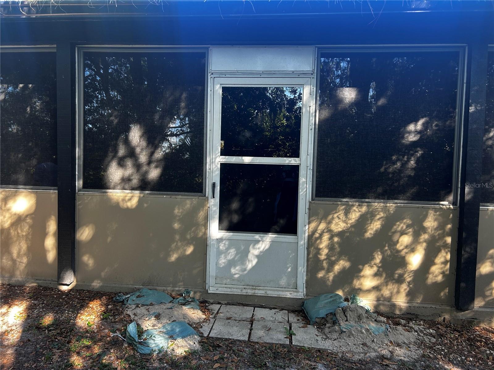 Image 24 of 30 For 3701 Parkway Blvd