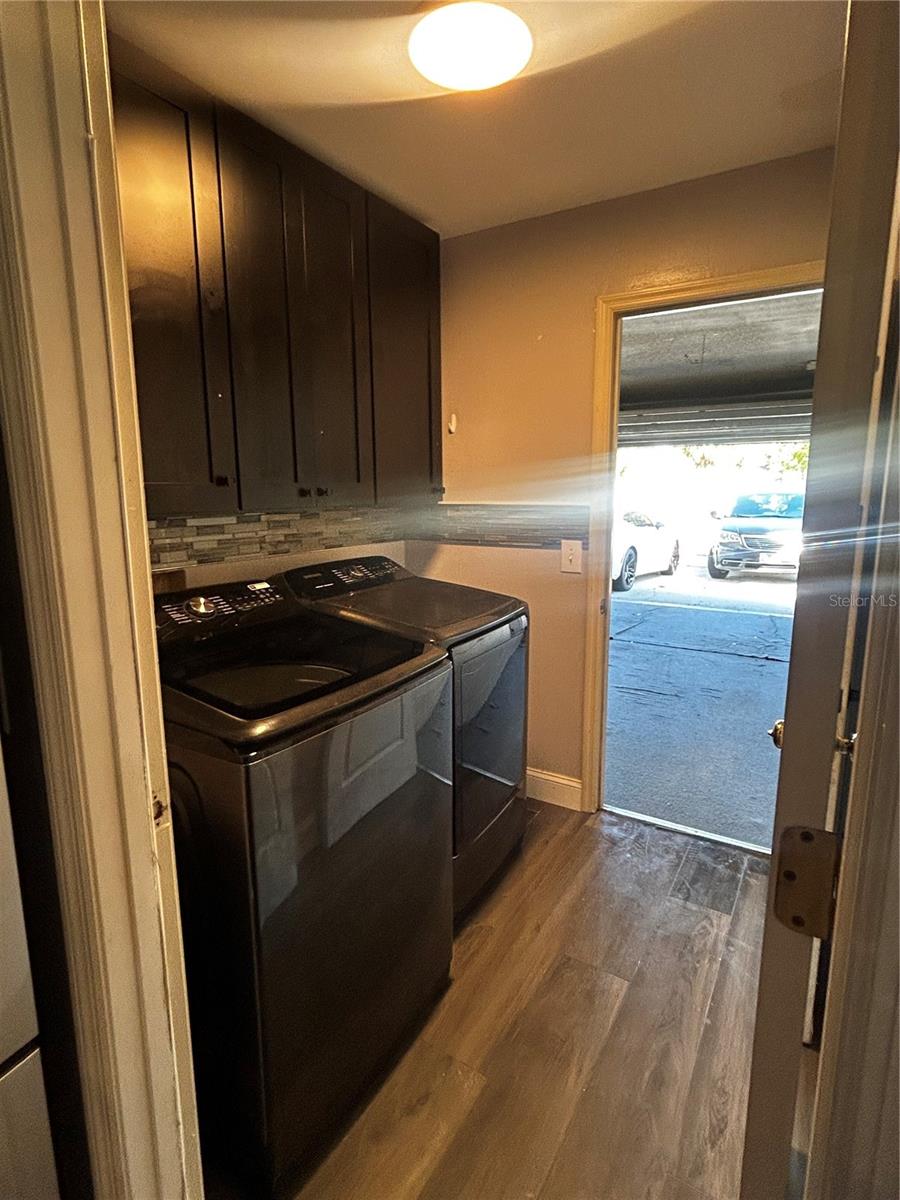 Image 5 of 30 For 3701 Parkway Blvd