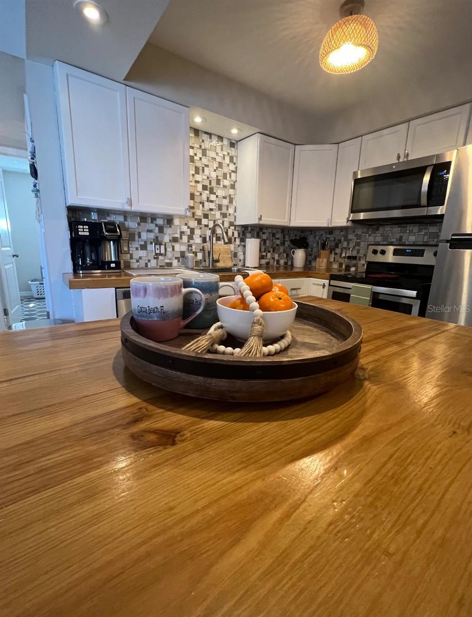 Image 5 of 15 For 3150 Atlantic Avenue 20-220