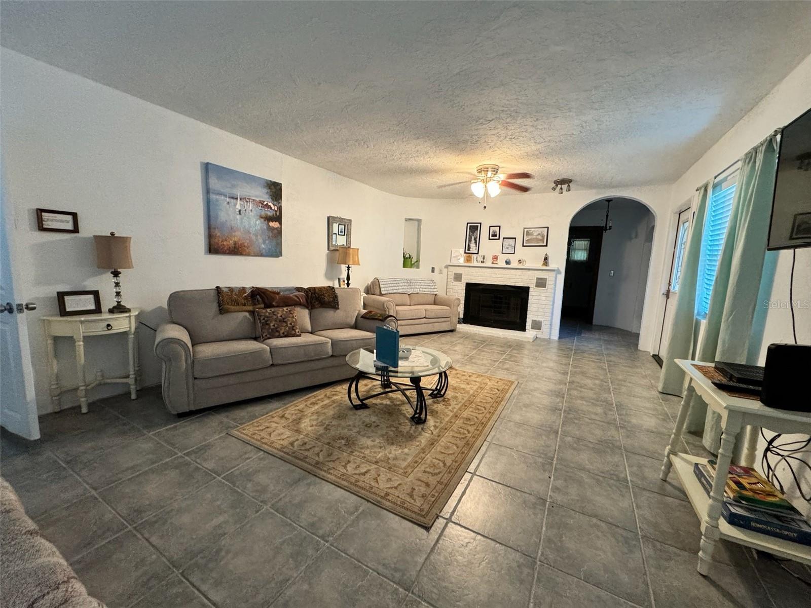 Image 33 of 43 For 10170 Yulee Drive