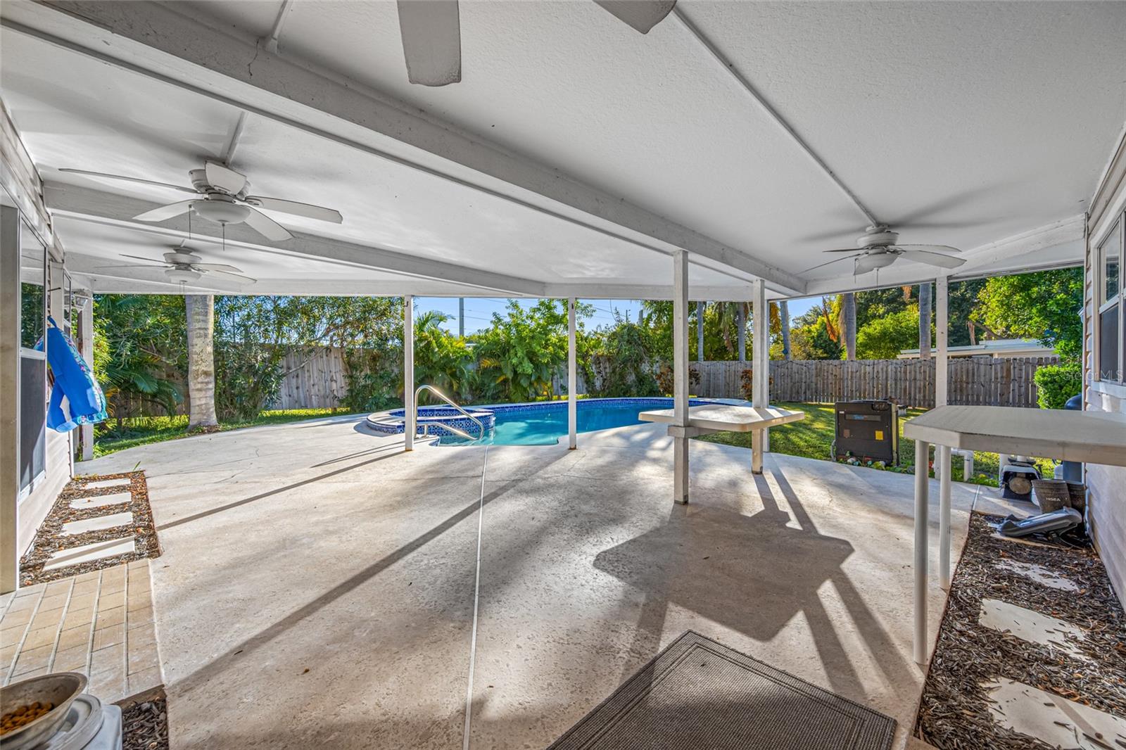 Image 45 of 52 For 2265 Lagoon Circle