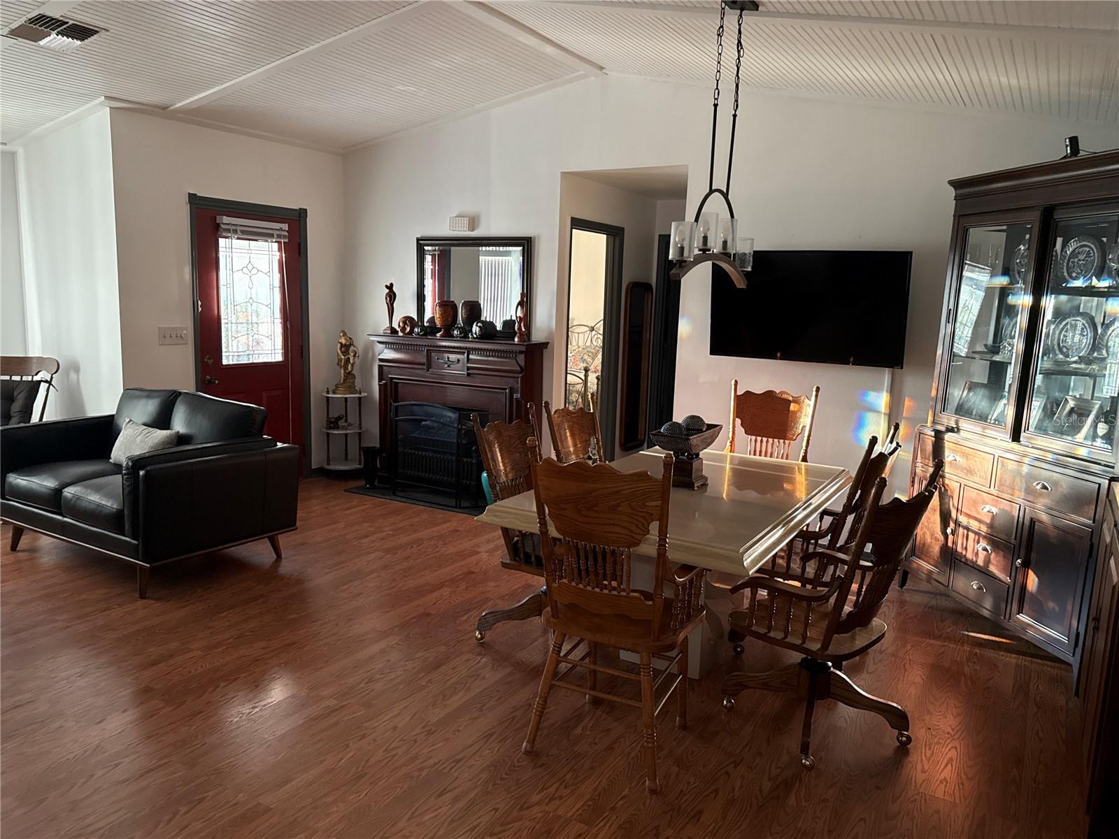 Image 12 of 41 For 4560 Lamson Avenue