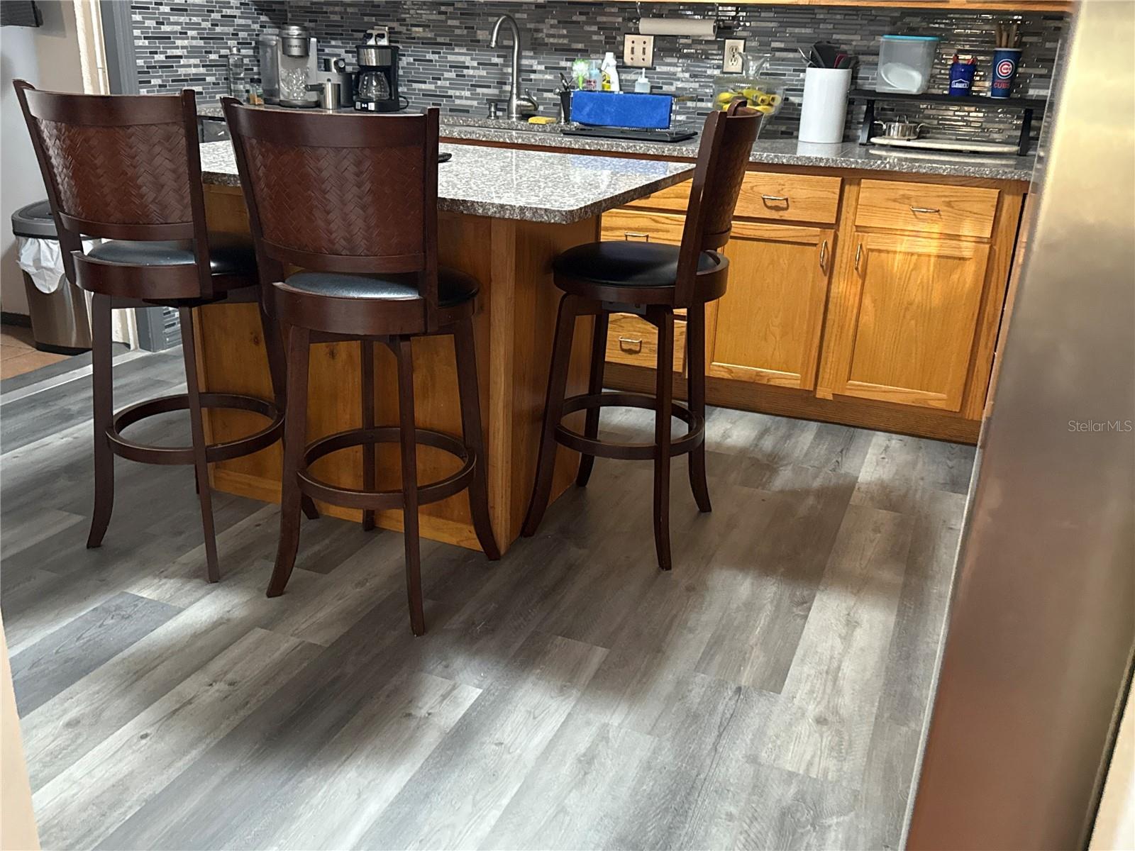 Image 24 of 41 For 4560 Lamson Avenue