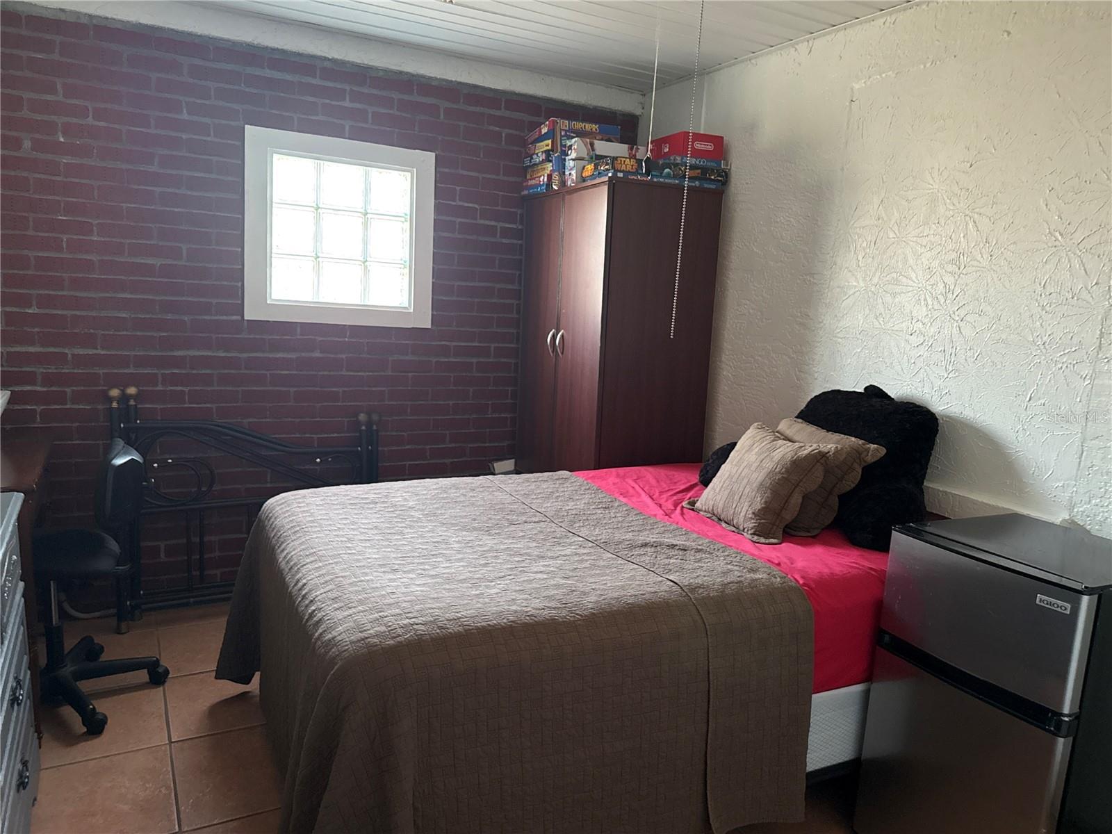 Image 29 of 41 For 4560 Lamson Avenue