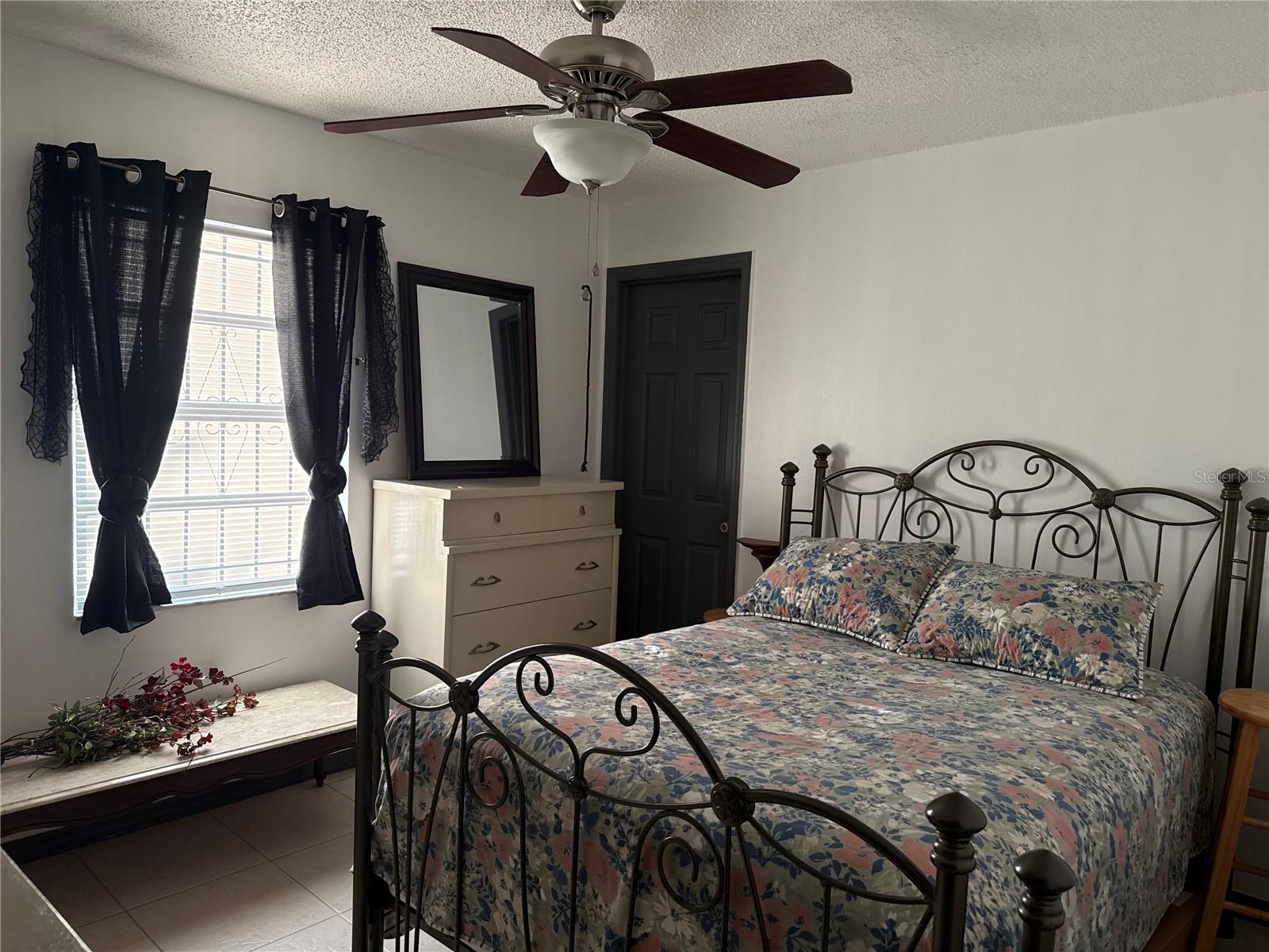 Image 3 of 41 For 4560 Lamson Avenue