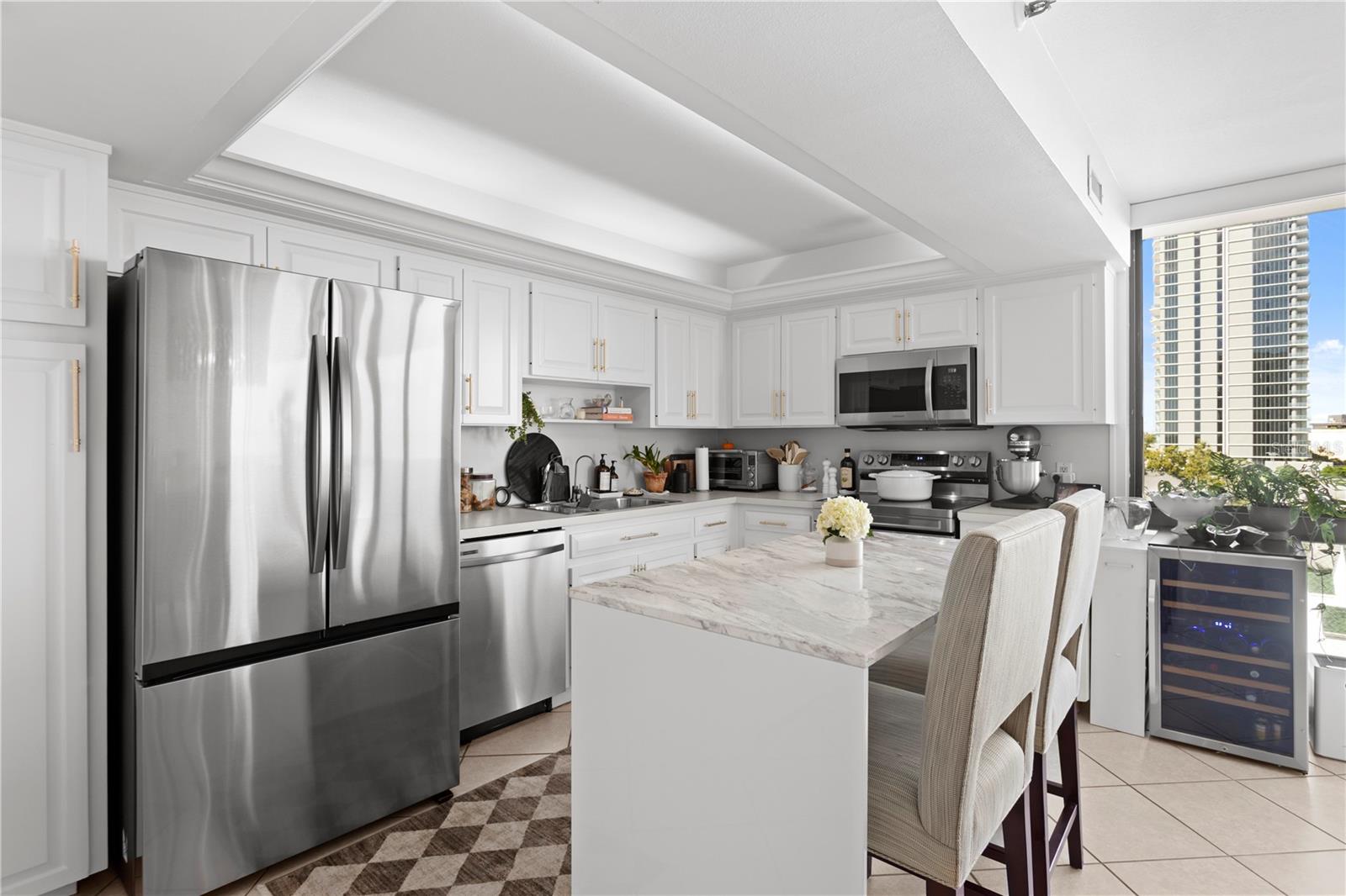 Image 14 of 45 For 3301 Bayshore Boulevard 802e