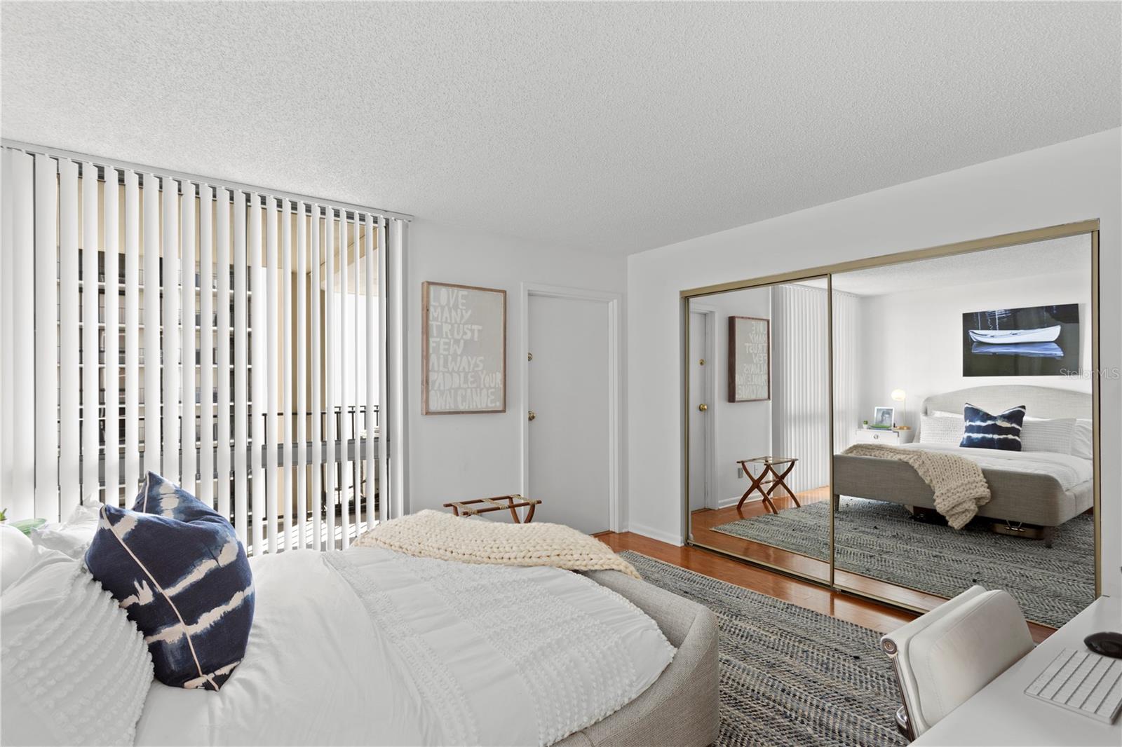 Image 24 of 45 For 3301 Bayshore Boulevard 802e