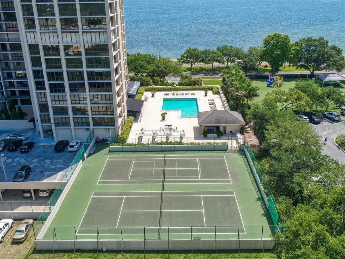 Image 41 of 45 For 3301 Bayshore Boulevard 802e