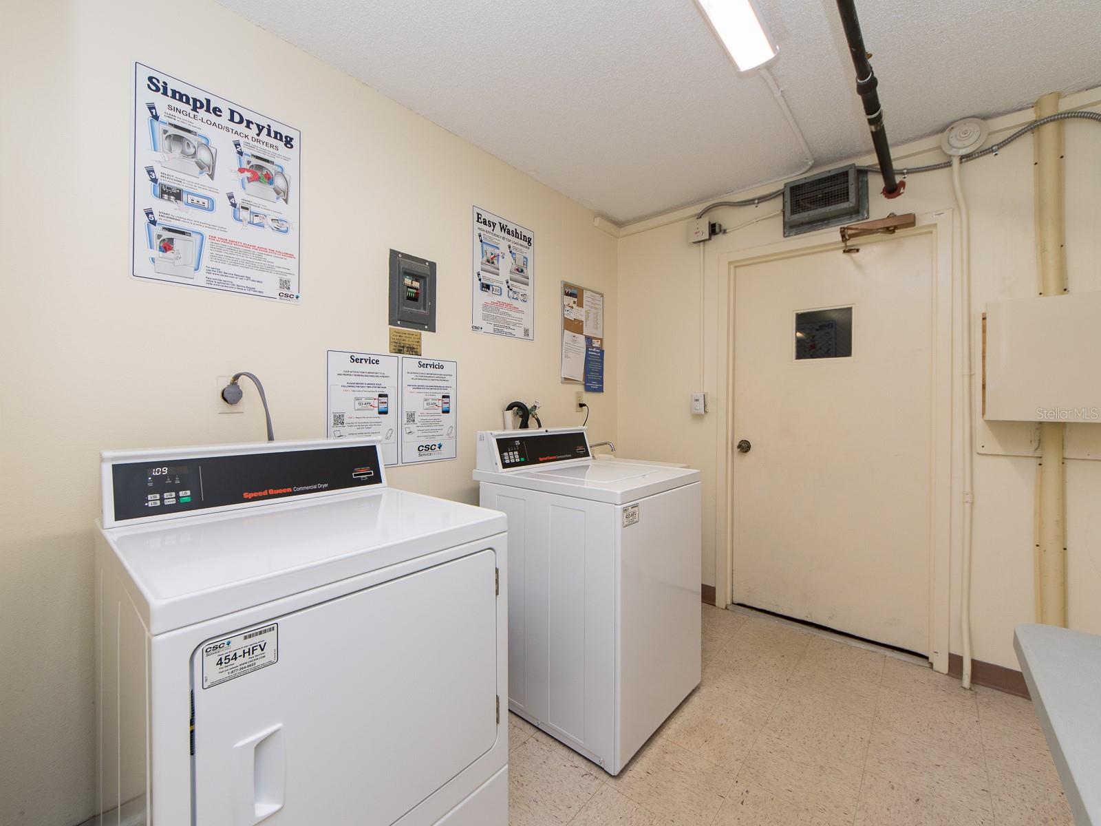 Image 52 of 62 For 51 Island Way 1001