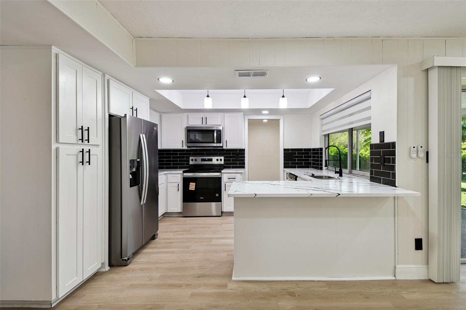 Image 15 of 30 For 970 Rolling Hills Drive