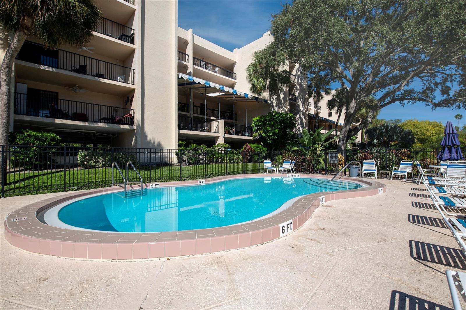 Image 21 of 42 For 305 Tarpon Point 305