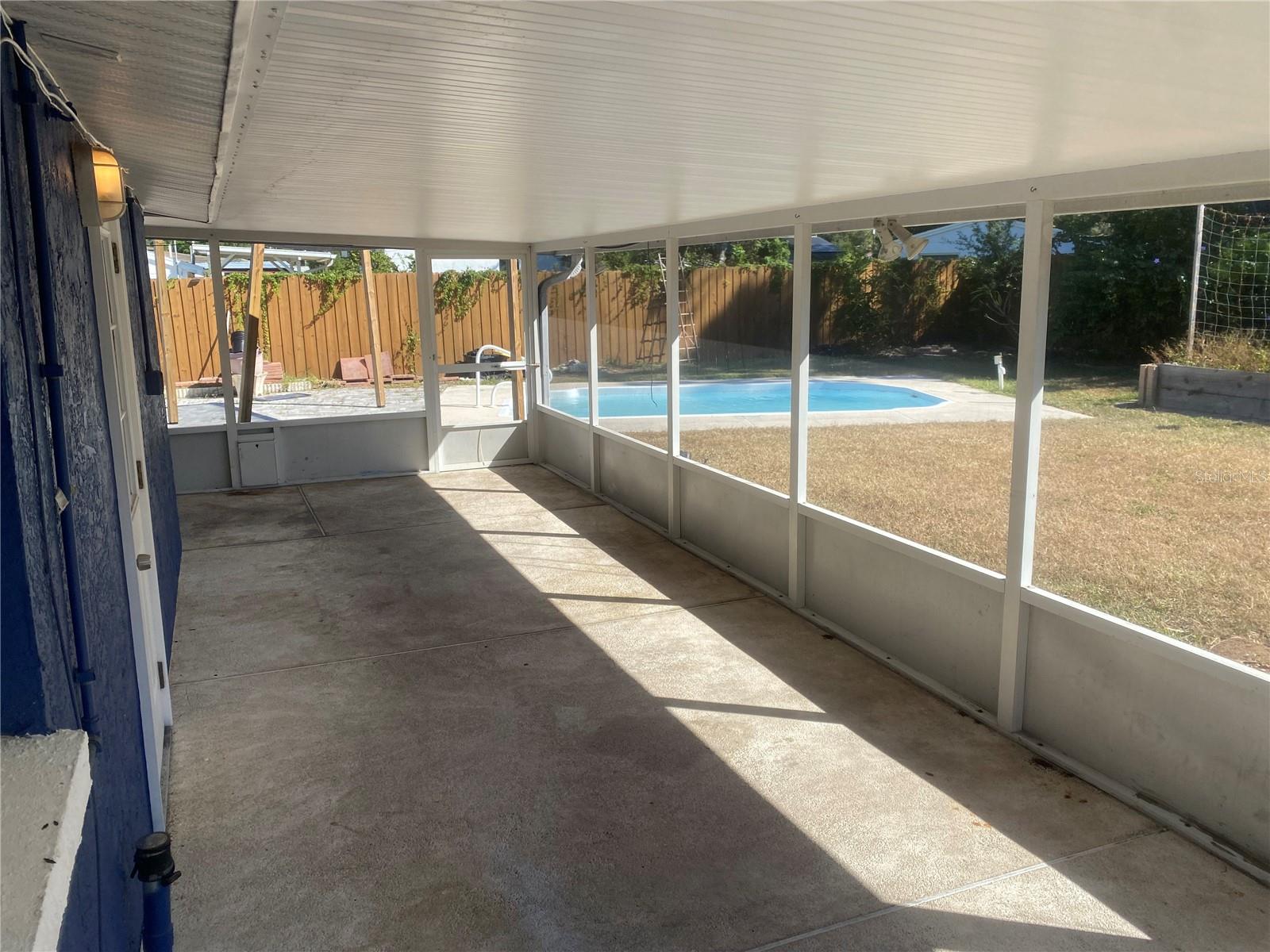 Image 10 of 53 For 5916 16th Avenue N