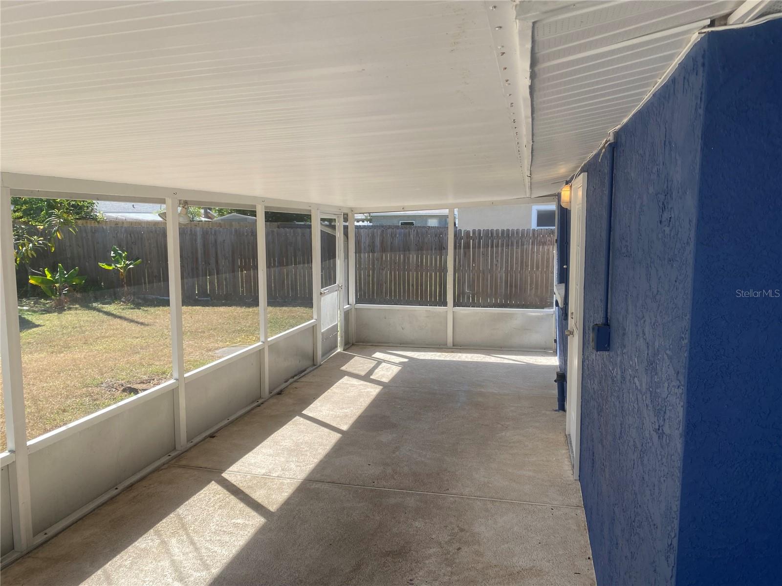 Image 12 of 53 For 5916 16th Avenue N